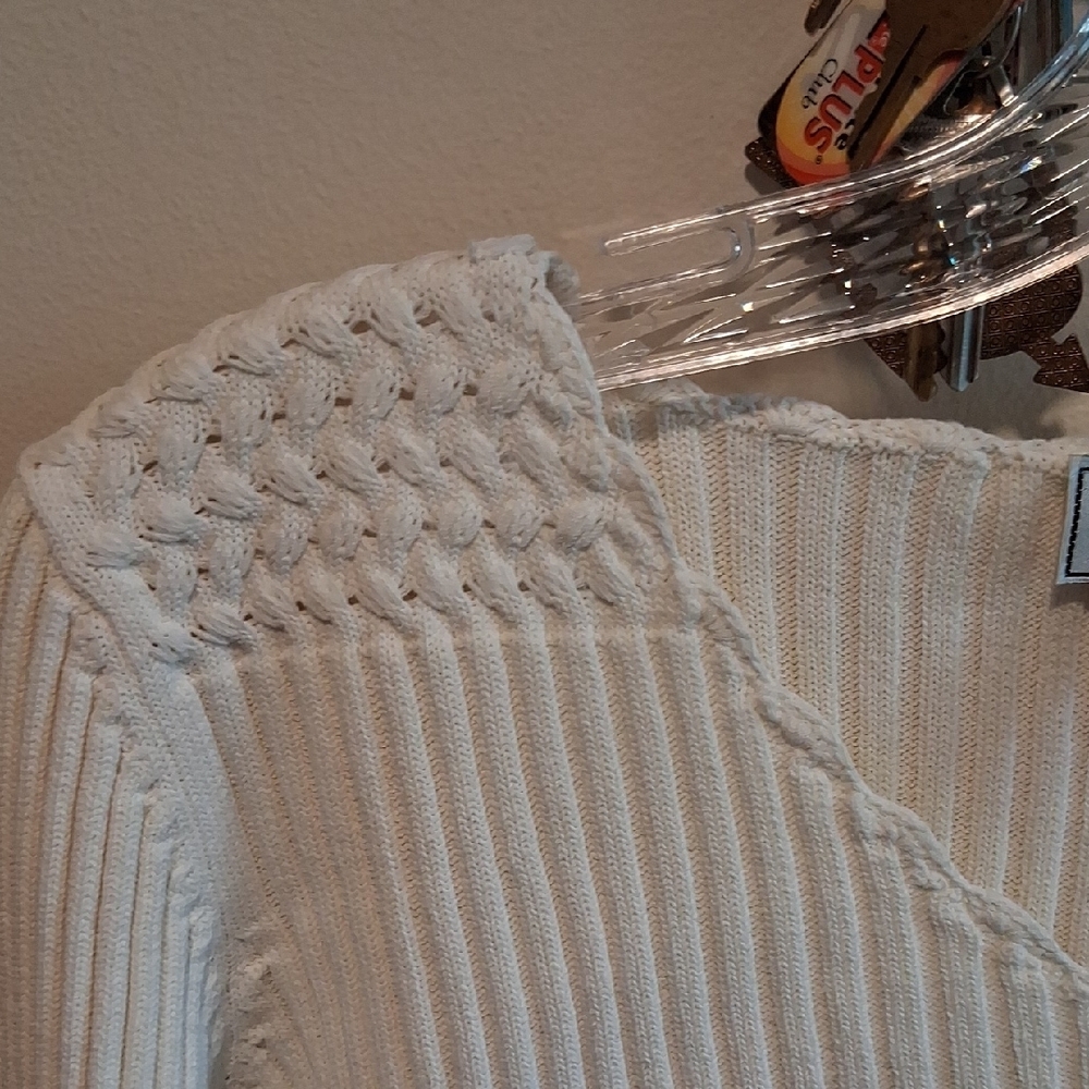 Cream Ribbed V-Neck Sweater Top - Picture 6 of 7